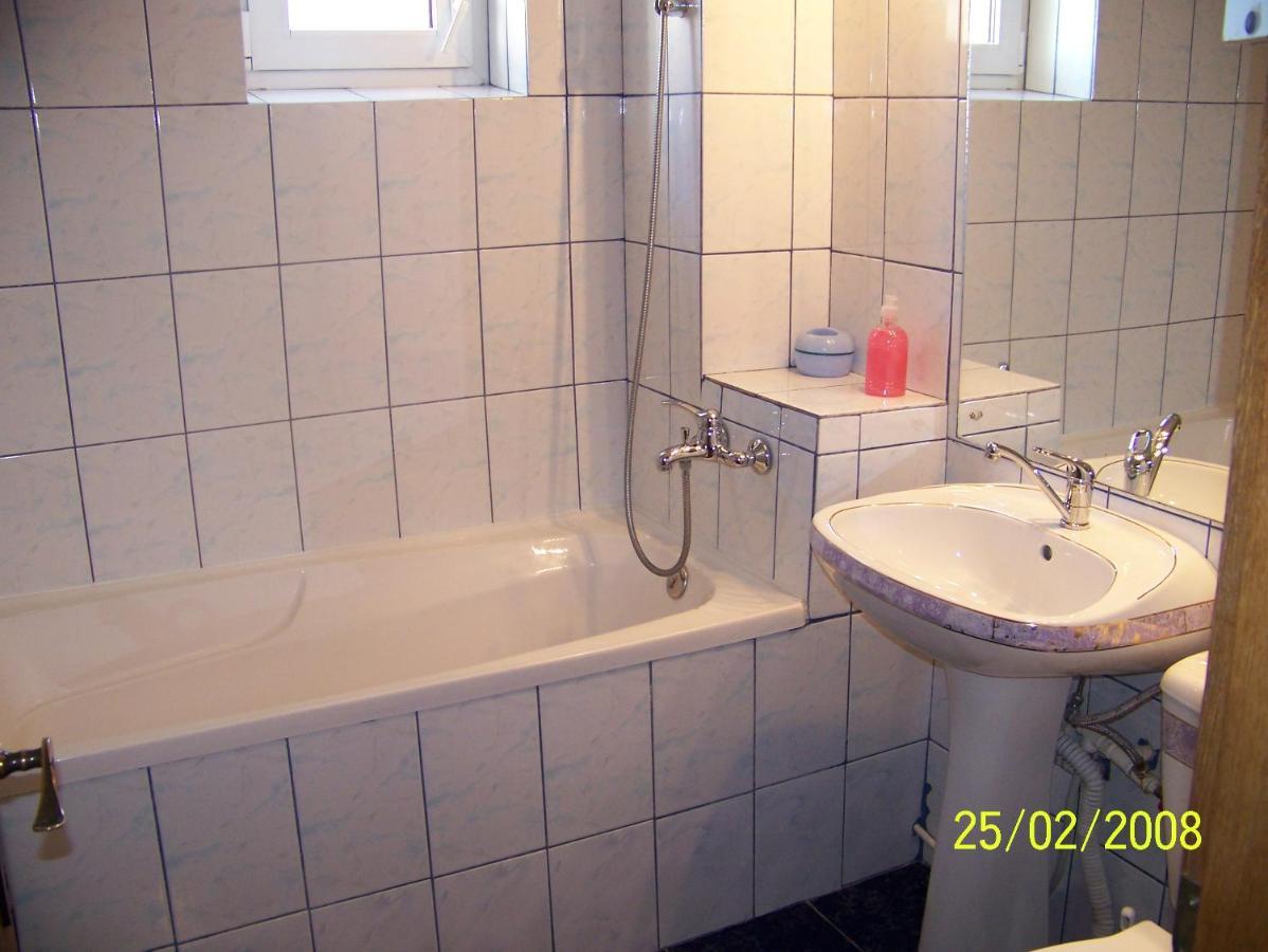 Apartament Zippi Republicii Rhbm Μπάια Μάρε Εξωτερικό φωτογραφία