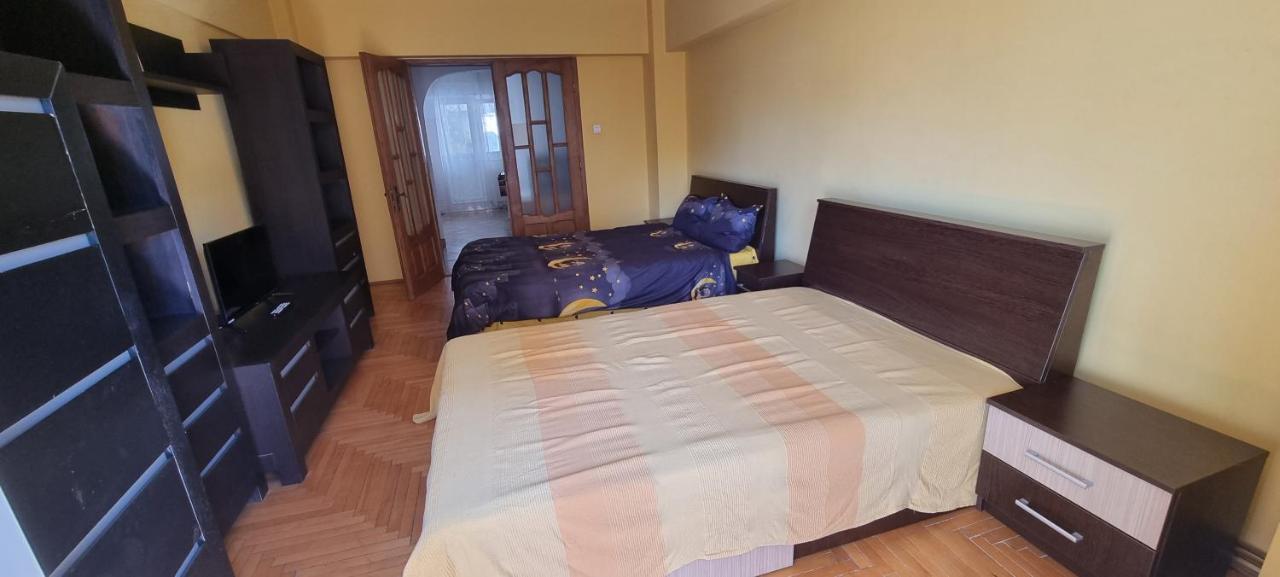 Apartament Zippi Republicii Rhbm Μπάια Μάρε Εξωτερικό φωτογραφία