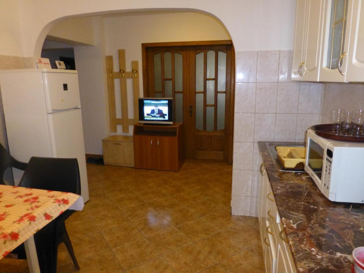 Apartament Zippi Republicii Rhbm Μπάια Μάρε Δωμάτιο φωτογραφία